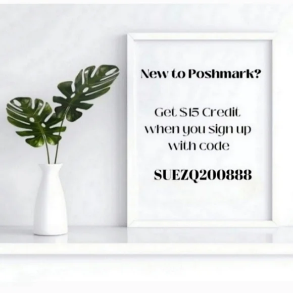 Plus Size Auctions - Picture 2 of 2